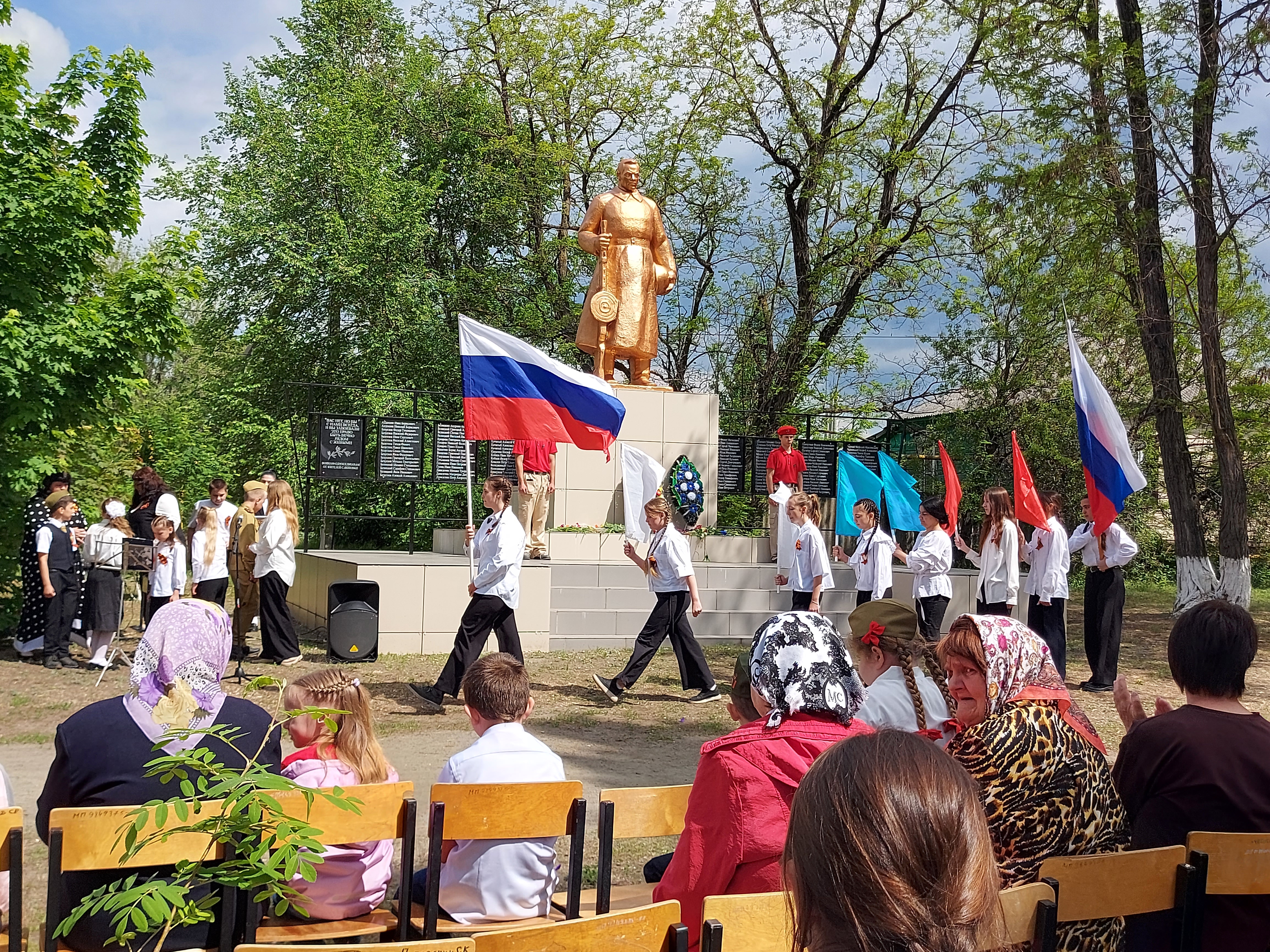 9 мая 2025 года, в честь 80-летия Победы в Великой Отечественной войне, в селе Поповка состоялся митинг возле памятника воинам-односельчанам, погибшим в декабре 1942 года за освобождение села Поповка..
