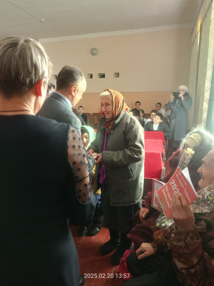Торжество памяти: медали к 80-летию Победы и праздничный концерт".